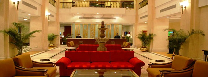 433/Radisson Hotel - Varanasi 02.jpg